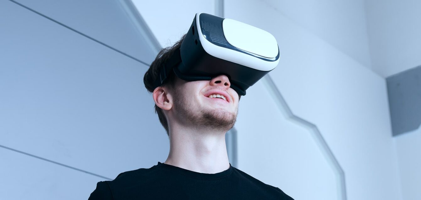 computer-scientist-wearing-vr-glasses-panicking computer-scientist-wearing-vr-glasses-panicking